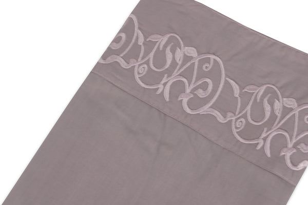 200 TC Isabela – Embroidered Egyptian Cotton Bed Sheets – 3 pcs, Stylish & Soft