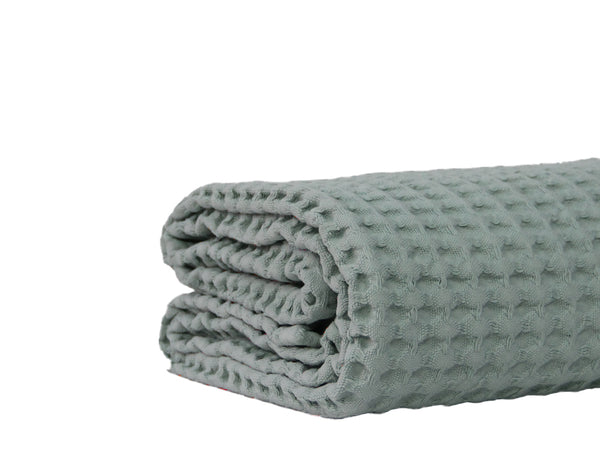 Egyptian Cotton Waffle Throw – Lightweight & Elegant